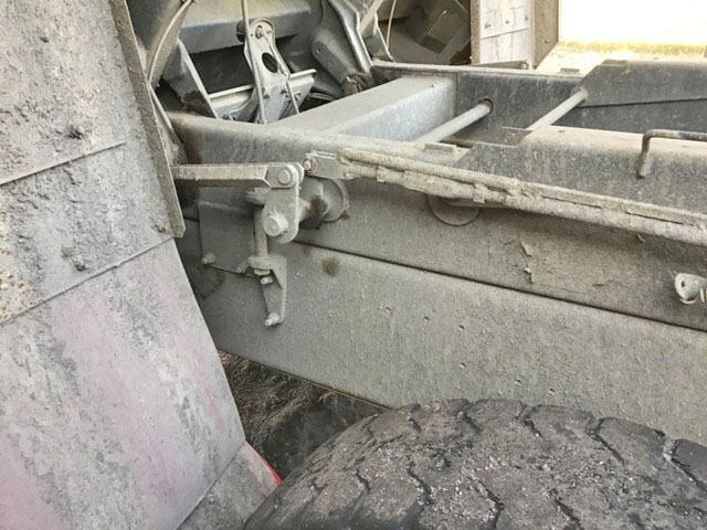 日野プロフィアダンプ大型（10t）[写真08]