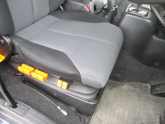 日野プロフィアトレーラーヘッド（トラクターヘッド）大型（10t）[写真28]