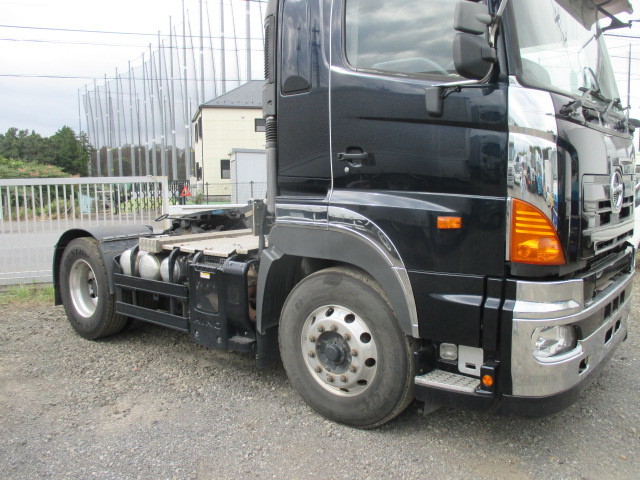 日野プロフィアトレーラーヘッド（トラクターヘッド）大型（10t）[写真03]