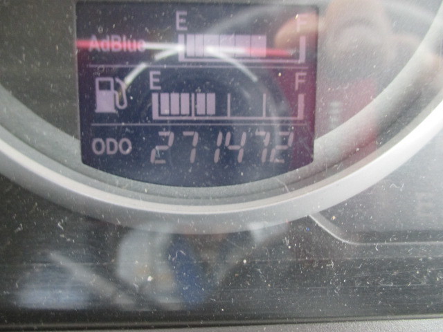 日野プロフィアトレーラーヘッド（トラクターヘッド）大型（10t）[写真36]