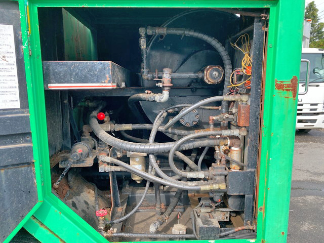 いすゞエルフ高圧洗浄車小型（2t・3t）[写真15]