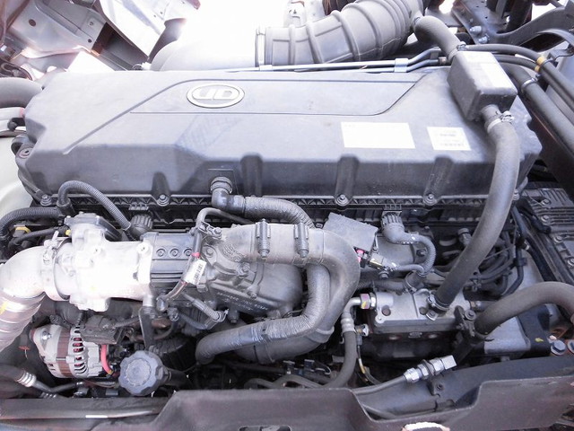 UDトラックスクオンアルミウイング大型（10t）[写真21]