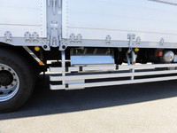 UDトラックスクオンアルミウイング大型（10t）[写真26]