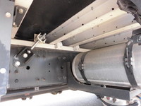 UDトラックスクオンアルミウイング大型（10t）[写真09]