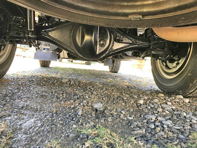 トヨタトヨエース平ボディ小型（2t・3t）[写真12]