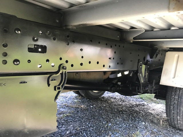 トヨタトヨエース平ボディ小型（2t・3t）[写真09]