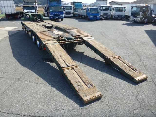輸送機工業その他の車種トレーラー（セミトレーラー）大型（10t）[写真02]