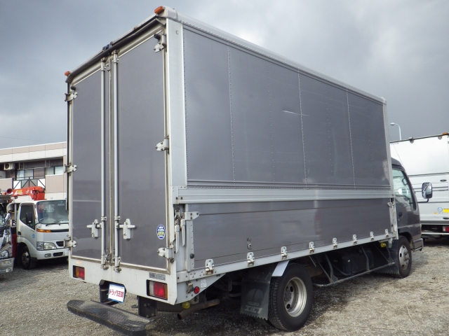 いすゞエルフパネルウイング小型（2t・3t）[写真02]