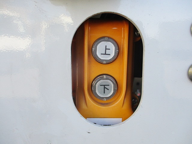 三菱ふそうキャンターアルミウイング小型（2t・3t）[写真13]