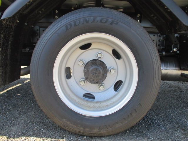 三菱ふそうキャンターアルミウイング小型（2t・3t）[写真26]