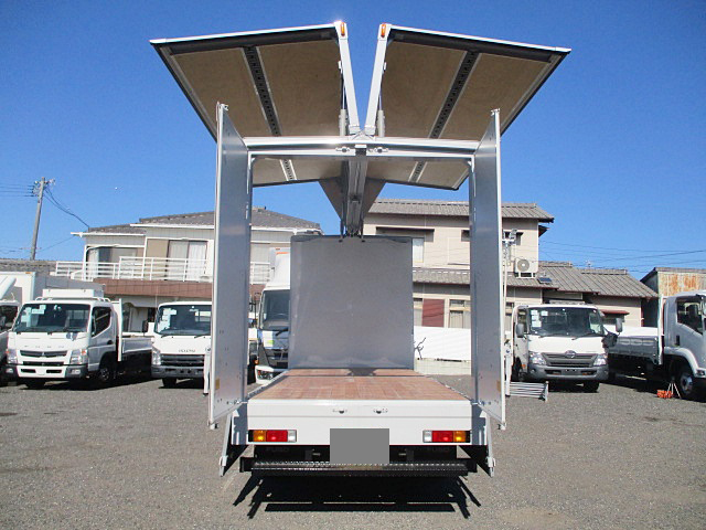 三菱ふそうキャンターアルミウイング小型（2t・3t）[写真08]