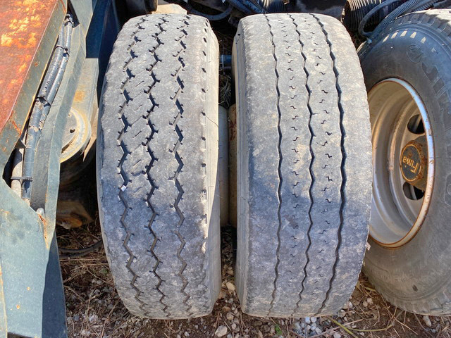 その他のメーカーその他の車種重機運搬トレーラー大型（10t）[写真22]