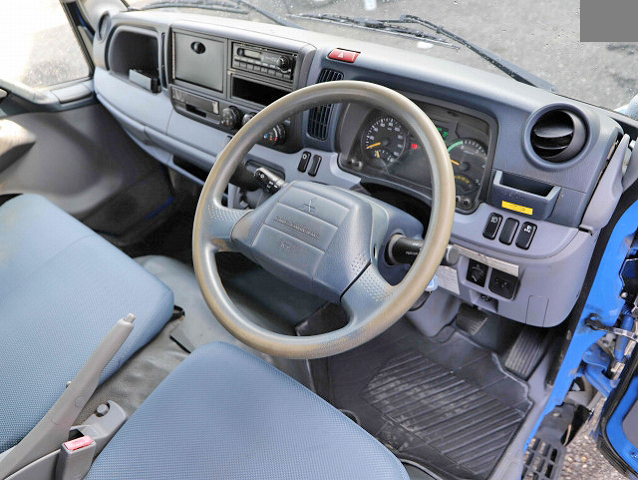 三菱ふそうキャンターバキュームカー小型（2t・3t）[写真20]