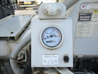 三菱ふそうスーパーグレートバルク車（粉粒体運搬車）大型（10t）[写真11]