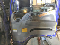 三菱ふそうキャンターダンプ小型（2t・3t）[写真18]