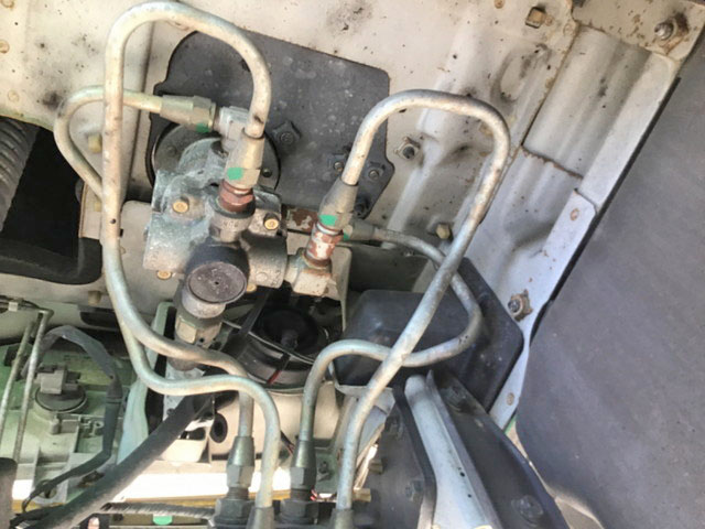 いすゞフォワードパッカー車（塵芥車）中型（4t）[写真14]