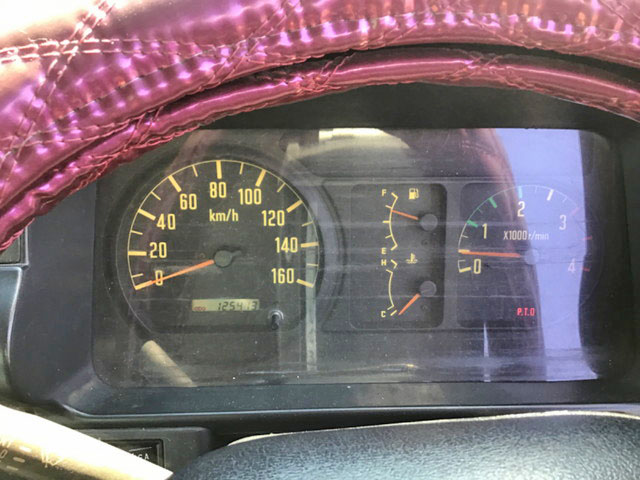 いすゞフォワードパッカー車（塵芥車）中型（4t）[写真19]