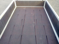 日野デュトロ平ボディ小型（2t・3t）[写真13]