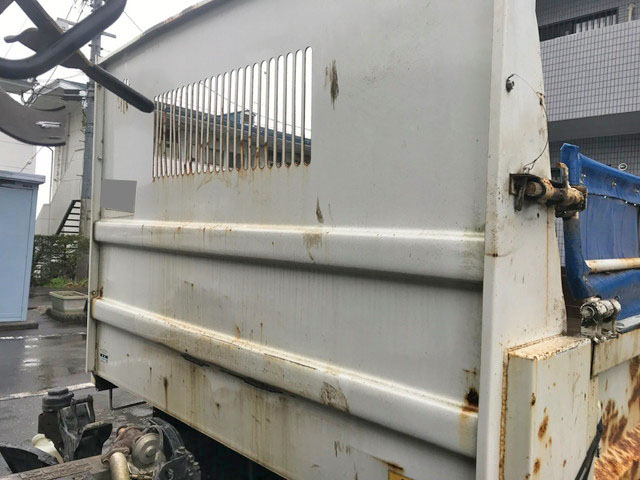 いすゞエルフダンプ小型（2t・3t）[写真18]