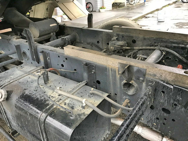 いすゞエルフダンプ小型（2t・3t）[写真21]