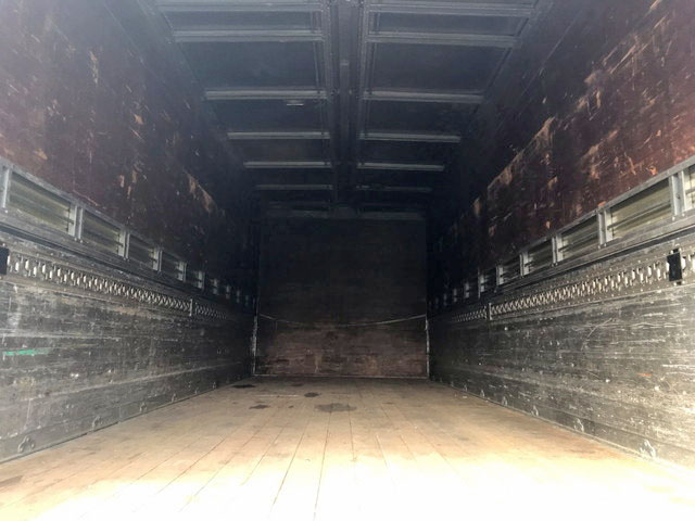 三菱ふそうファイターアルミウイング増トン（6t・8t）[写真12]