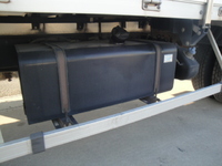 三菱ふそうファイターパネルウイング中型（4t）[写真14]