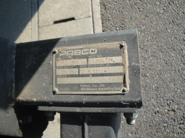 三菱ふそうファイターパネルウイング中型（4t）[写真16]