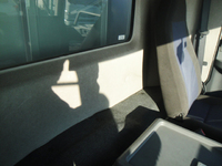 三菱ふそうファイターパネルウイング中型（4t）[写真19]