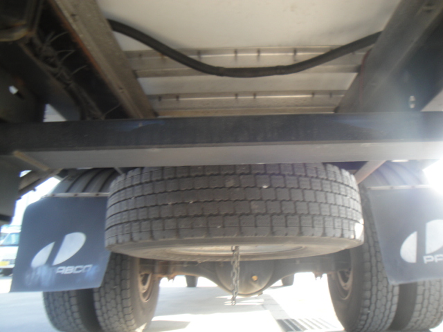 三菱ふそうファイターパネルウイング中型（4t）[写真08]