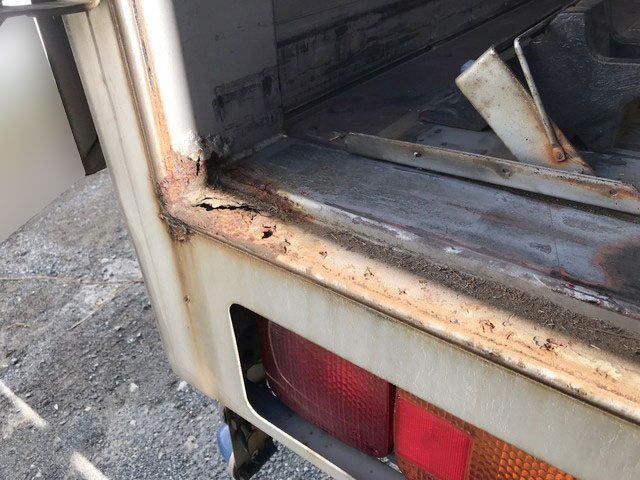 日野レンジャーアルミウイング中型（4t）[写真10]