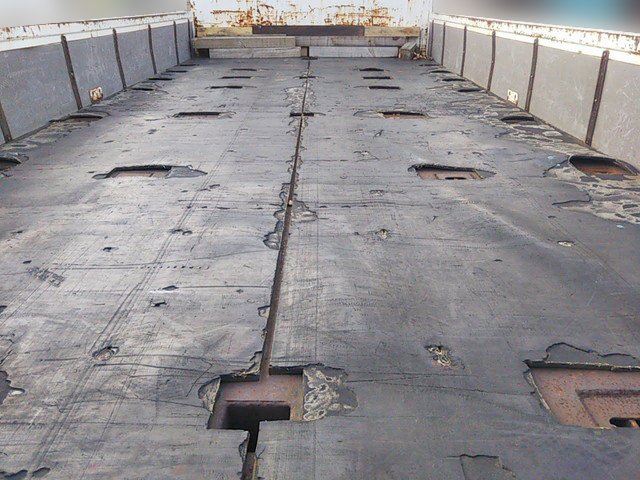 三菱ふそうファイター平ボディ中型（4t）[写真07]