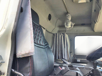 いすゞギガトレーラーヘッド（トラクターヘッド）大型（10t）[写真26]