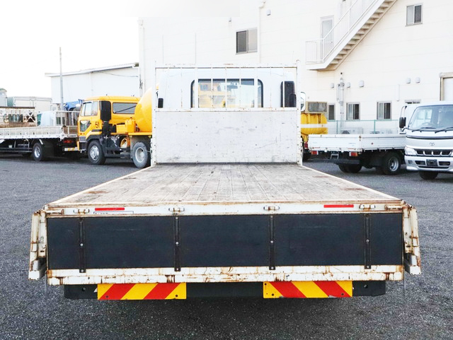 いすゞフォワード平ボディ中型（4t）[写真09]