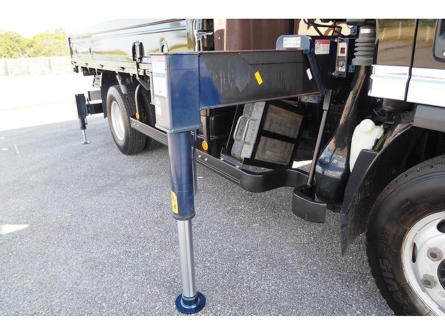 いすゞエルフクレーン6段小型（2t・3t）[写真13]