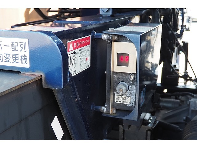 いすゞエルフクレーン6段小型（2t・3t）[写真14]