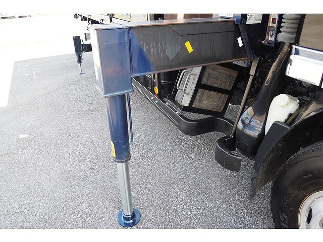 いすゞエルフクレーン6段小型（2t・3t）[写真29]