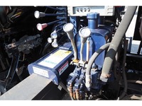 いすゞエルフクレーン6段小型（2t・3t）[写真09]