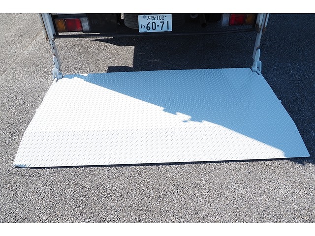 マツダタイタンアルミバン小型（2t・3t）[写真14]