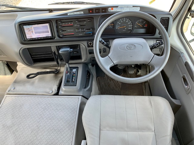 トヨタコースターマイクロバス[写真12]