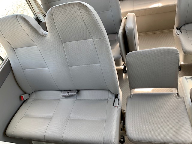 トヨタコースターマイクロバス[写真20]