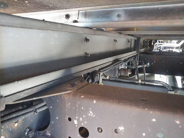 三菱ふそうキャンターアルミバン小型（2t・3t）[写真10]