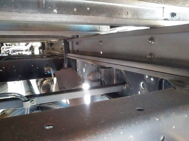 三菱ふそうキャンターアルミバン小型（2t・3t）[写真11]