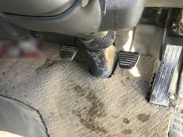 三菱ふそうキャンターダンプ小型（2t・3t）[写真22]