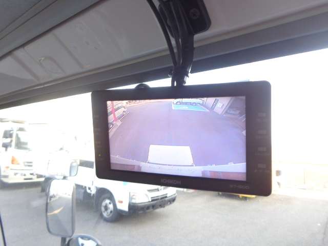 いすゞエルフアルミバン小型（2t・3t）[写真17]