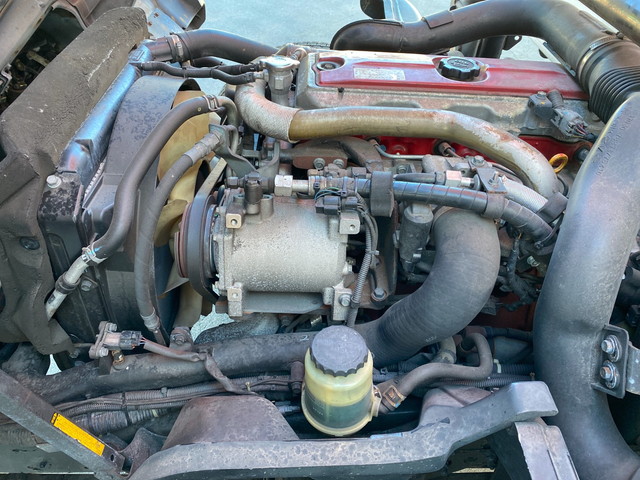 日野デュトロ冷凍車（冷蔵車）小型（2t・3t）[写真27]