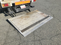 いすゞエルフアルミバン小型（2t・3t）[写真18]