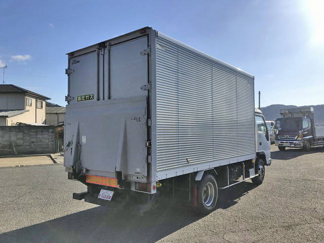いすゞエルフアルミバン小型（2t・3t）[写真02]