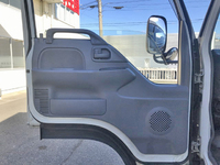 いすゞエルフアルミバン小型（2t・3t）[写真30]