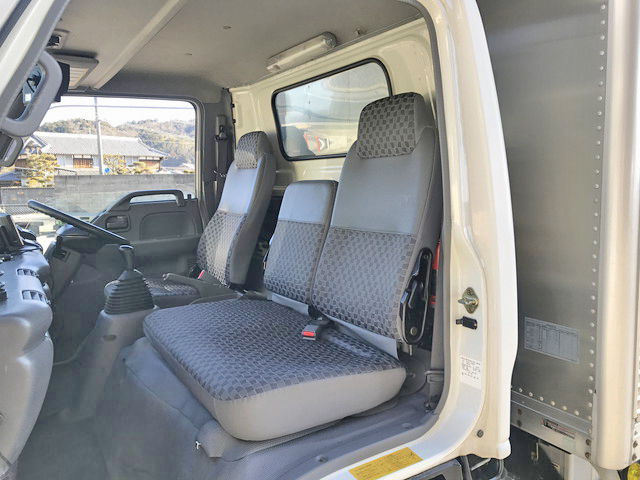 いすゞエルフアルミバン小型（2t・3t）[写真33]