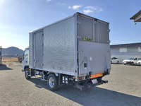 いすゞエルフアルミバン小型（2t・3t）[写真04]